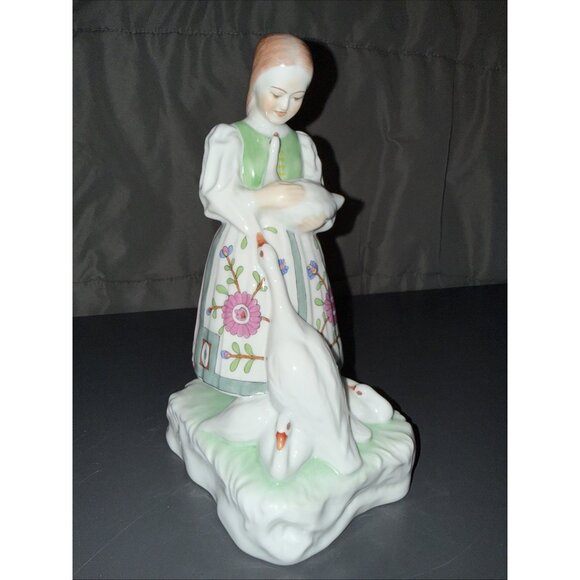 HEREND Peasant Girl With Geese Green Dress 8" Tall Porcelain - Picture 1 of 11